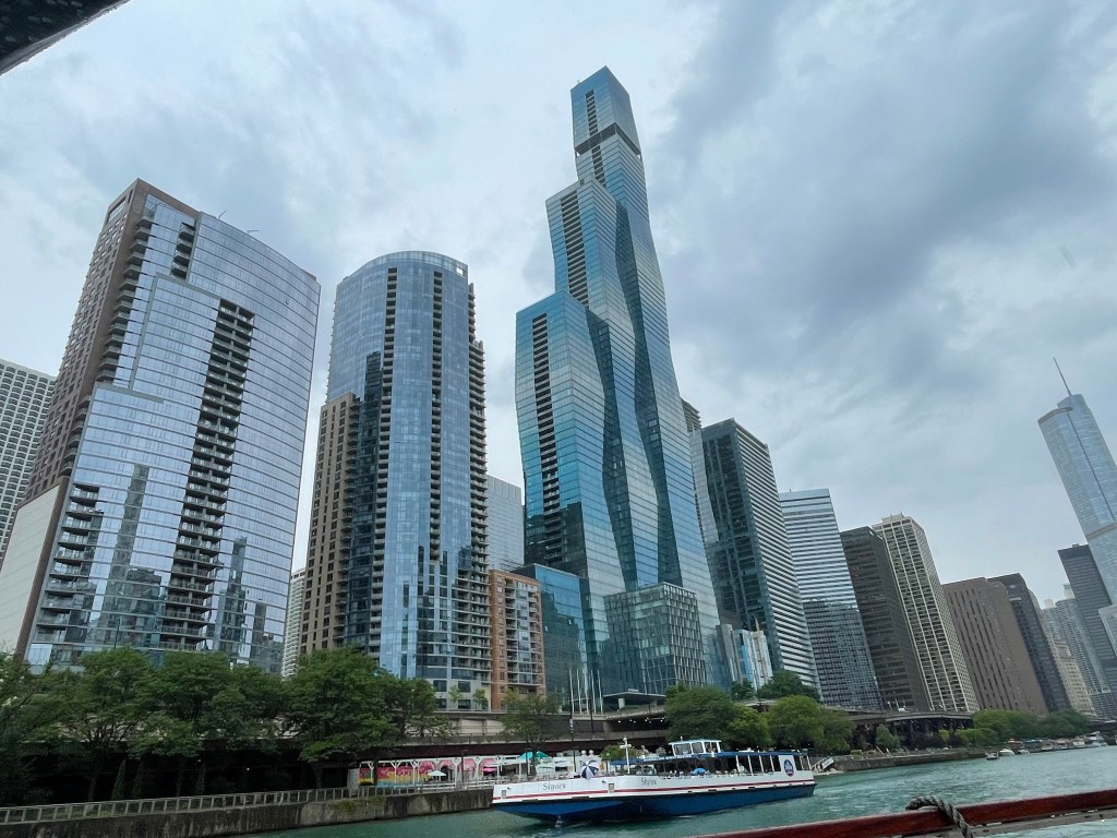 Chicago 4 - Javan Mngrezzo 