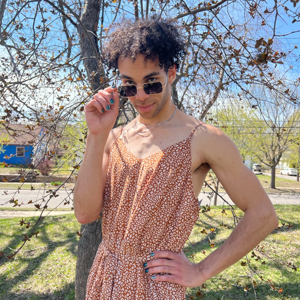 Victoria or Victor - Michael Mossucco - Javan Mngrezzo 
